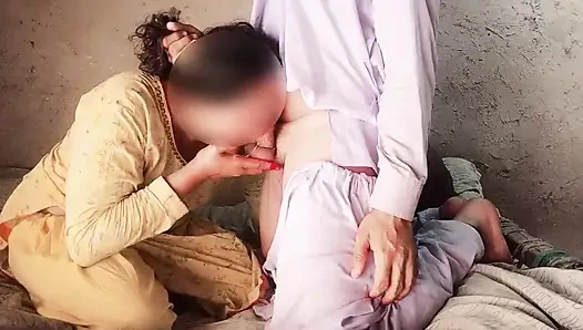 En iyi arkadaşımın karısını sikiyorum