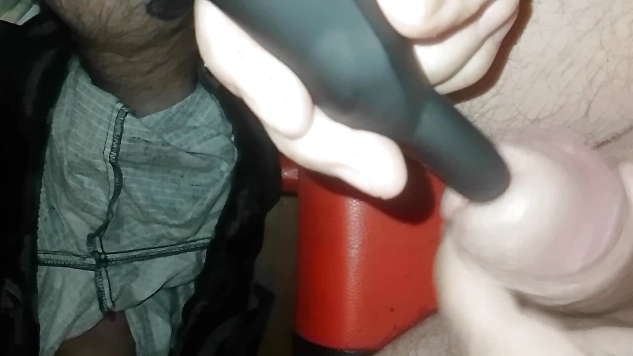 Small cumshot