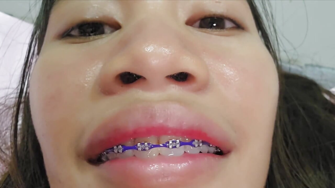 Gadis giantess ayah tiri