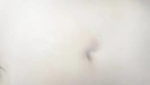 С моей подругой в тесной хижине в любительском видео