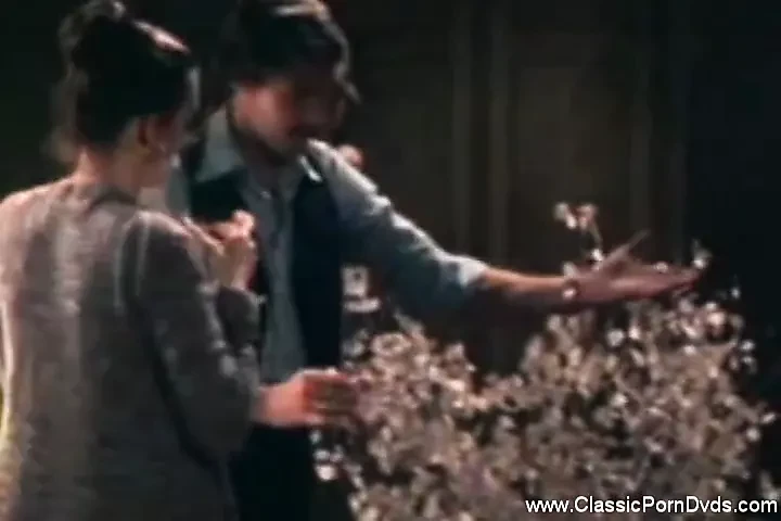 Ο θρύλος του μεγάλου πούτσου John Holmes σε vintage σκηνή