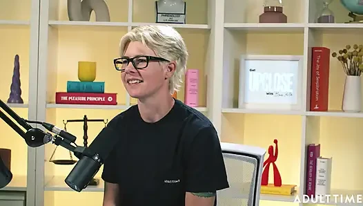 Khloe Kingsley: Squirting on Camera & Red Flags
