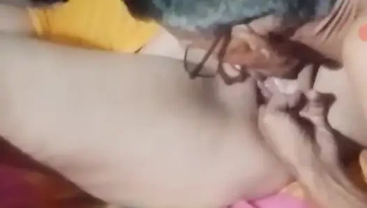 Güzel evli kadın amcık yemek için çok iyi