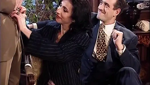 Фантастические немецкие крошки делят большие хуи в горячей анальной оргии