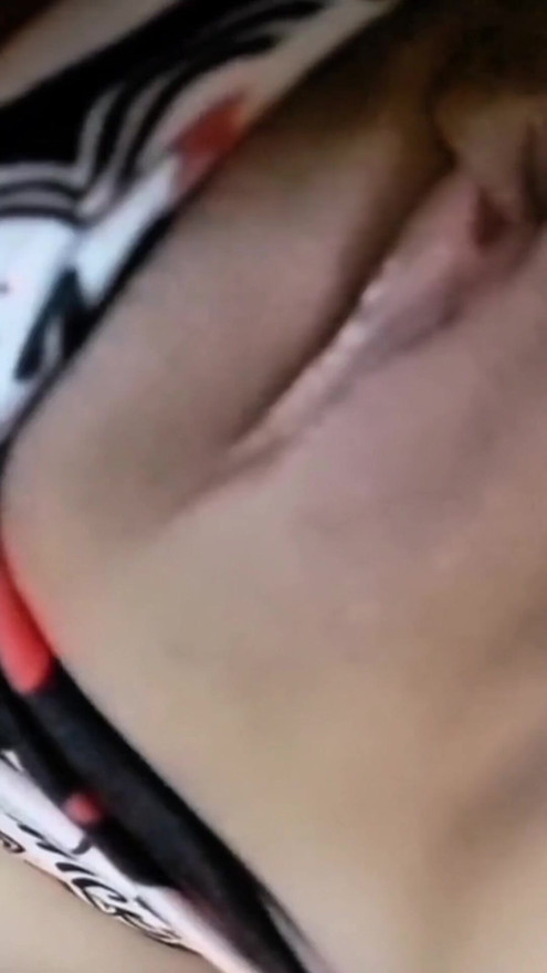 Colombian woman masturbates with her best friend | Clip 2