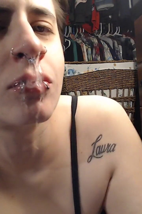 Snot lovers dream girl