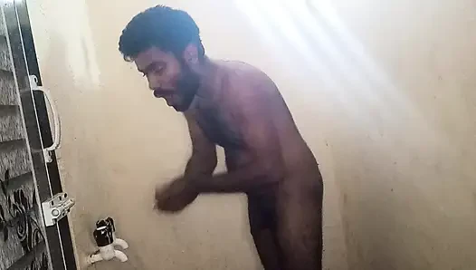Gerçek üvey kız kardeş yarağını emmeyi seviyor, eğlenceli götünden beni mahvediyor