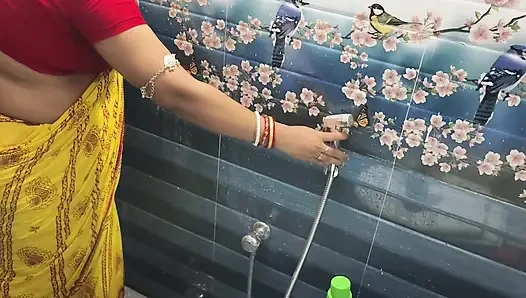 Desi tamil aunty hot romance sex and birthing inside the birth room