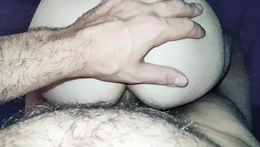 Wie schön sie gefickt wird