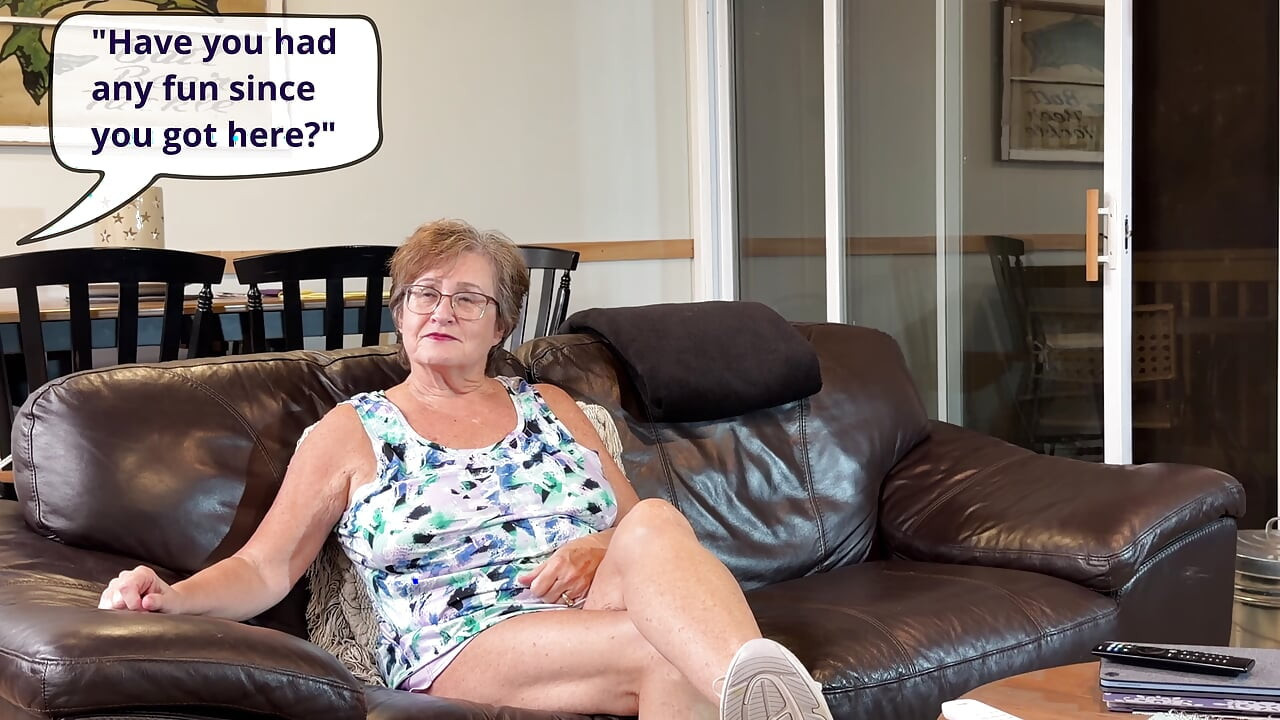 GILF SassyVal riehaantuu korjausmiehen kanssa