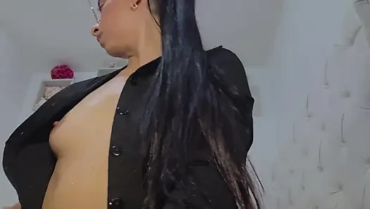 Bu başka bir 4k video w / çok küçük pembe g-stringli sikiliyor