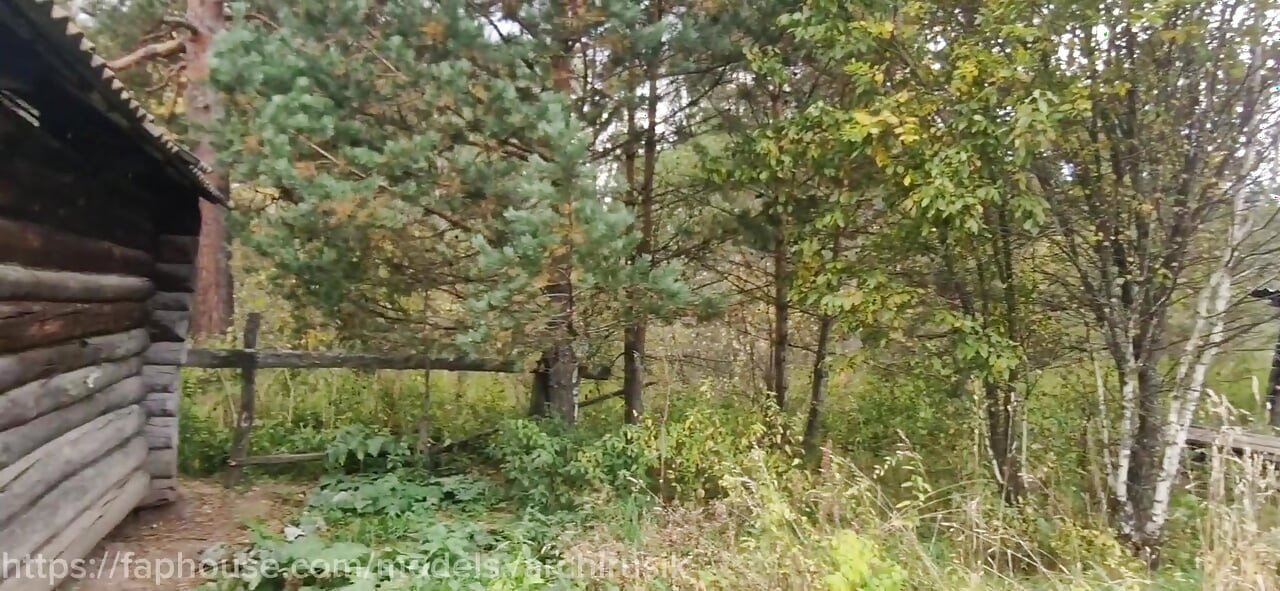 I accidentally saw the village guy’s big dick, he was jerking off his huge cock, and I helped him release a lot of thick sperm!