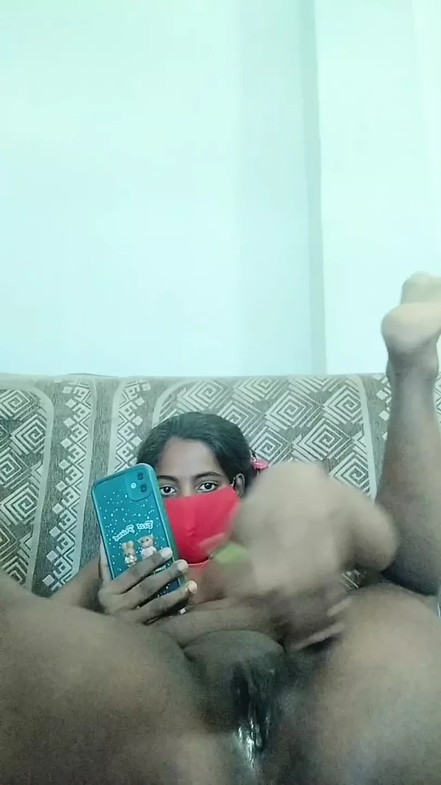 My qute wife fucking with big dildo and playing with pusssy and fingering hard with video call his bf