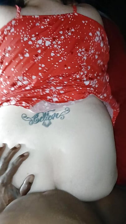 후장과 삽입을 위한 애널 훈련 윤활유