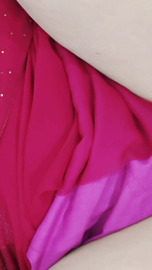 Indiancă desi bhabhi goală se fute cu iubitul Kichan Aex Naw căsătorită | Clip 2
