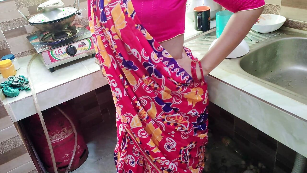 Sexy Jasmine bhabhi ki tight chut chudai