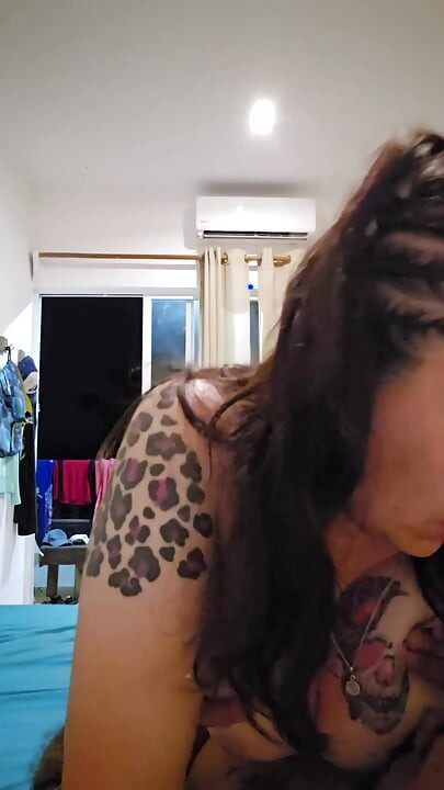 所以我們很享受我們的假期，我們喜歡開著窗戶幹