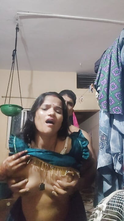 Deshi bhabhi ki chudai video hindi me