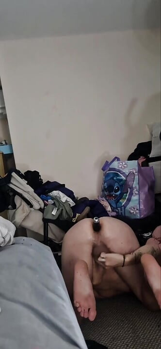 Real desordenado amateur casero dormitorio británico dormitorio extremo juego de vibrador anal
