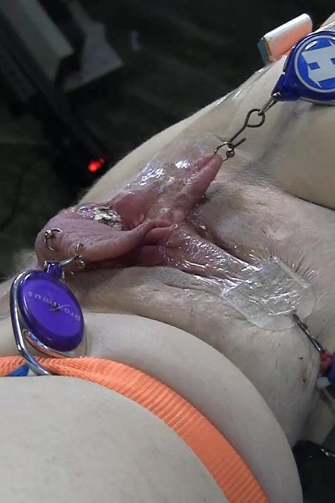 6个尿尿、泵动、尿尿阴部特写的观看