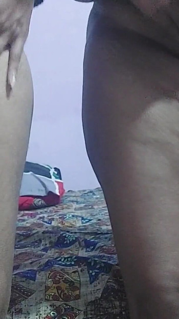 Unforgettable moment from "Tamil akka teach thangachi to self sex"