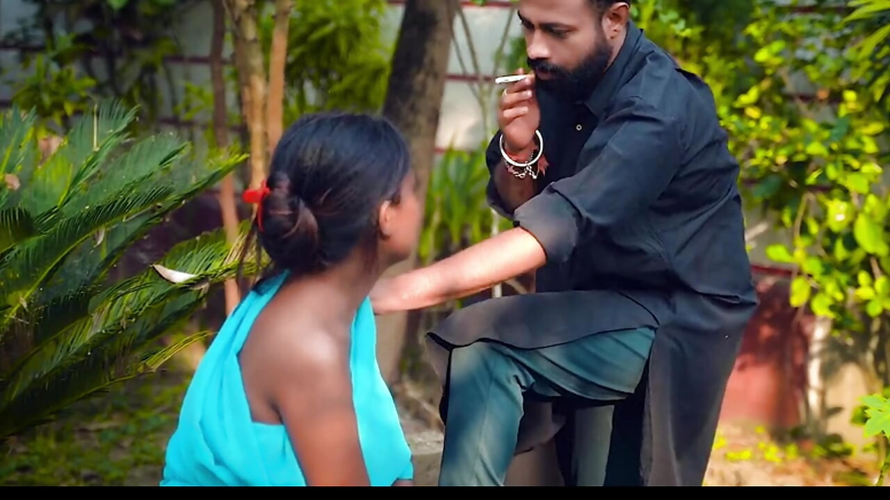 Desi girl ko malik ne jabbar dasti bur me ungali daal diya