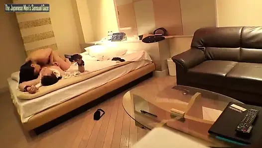 Goddessride f-cup güzellik kontrolü eline alıyor, arkadaşının itaatkar oğlunu derin sıcak bir boşalmaya itiyor