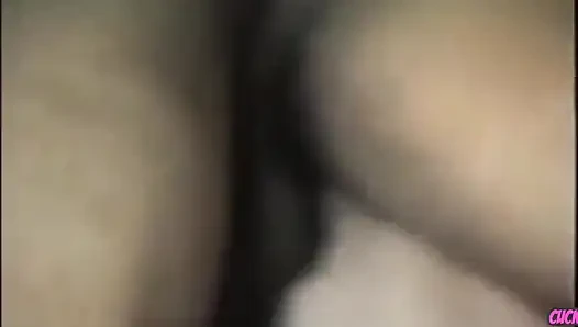 Tante seksi selingkuh sama pria lain atas ijin suami. Aku dan teman-temanku suka banget dientot habis-habisan sama besar