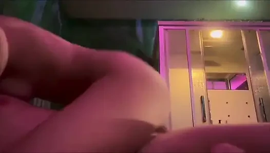 Spa'da Halka açık Duş Azdırma