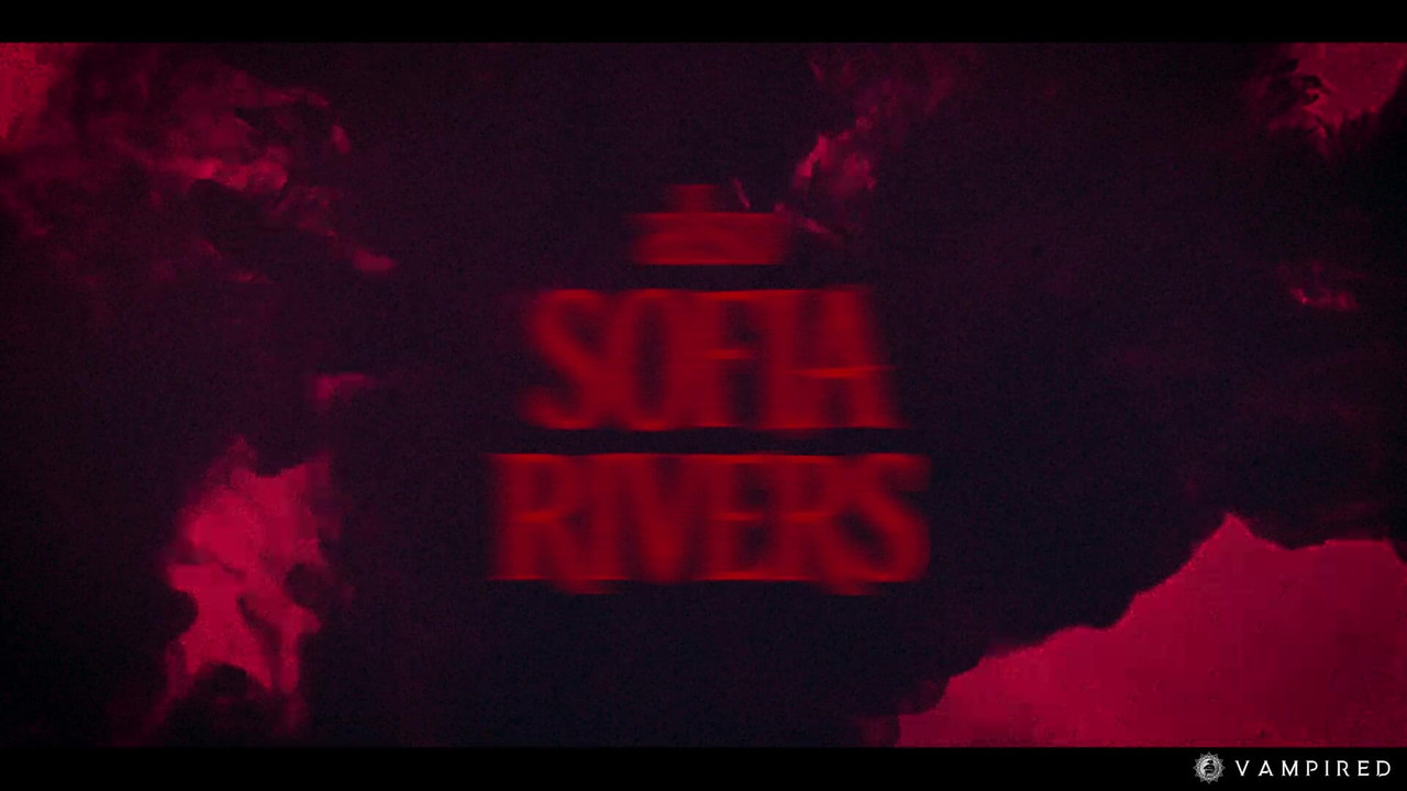 แอ็คชั่นเลสเบี้ยนผมบลอนด์และผมแดงที่ชวนให้หลงใหล - แวมไพร์เซ็กซี่เปลี่ยนสาวสุดฮอตให้กลายเป็นทาสเย็ดของเธอ