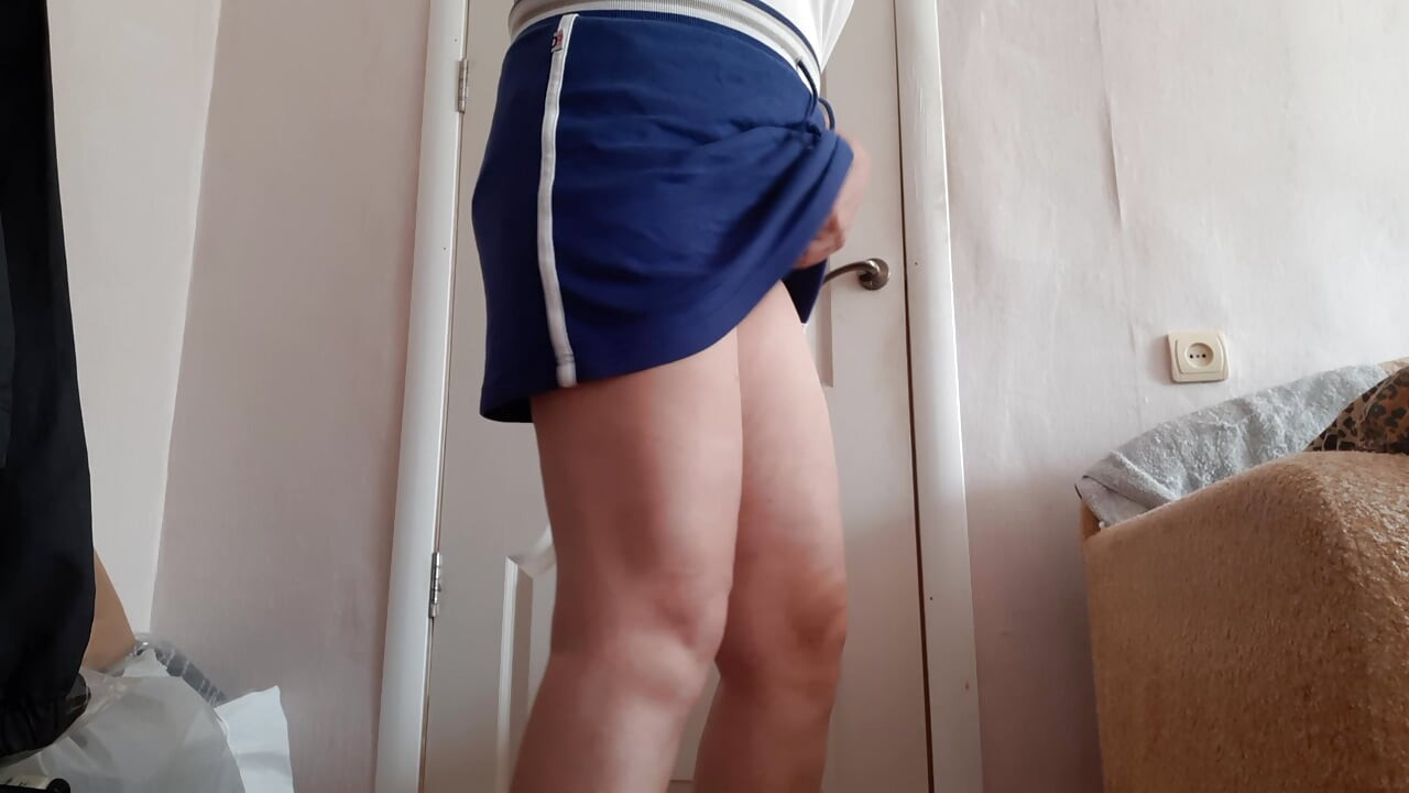 Shameless MILF Teacher Masturbates Dirty in Her Anatomy Classroom