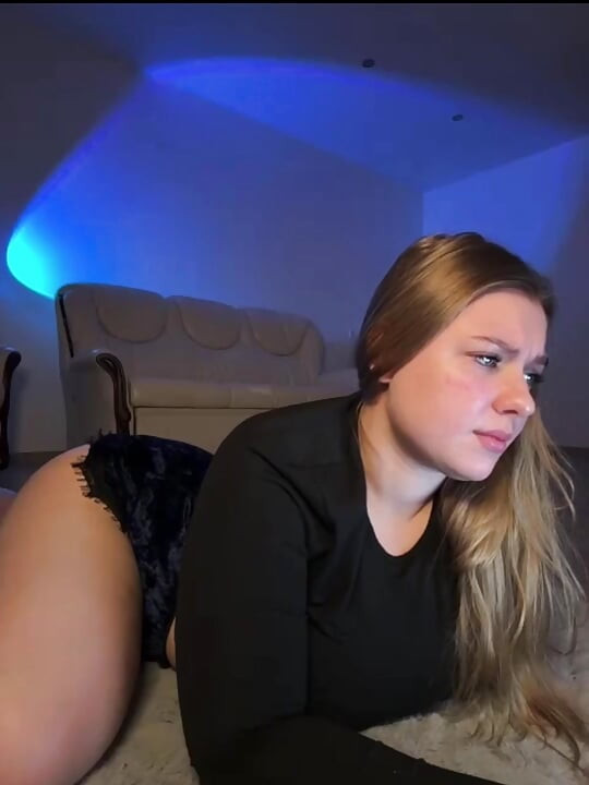 Jucielussie clamps on Huge tits and sexy doggystyle