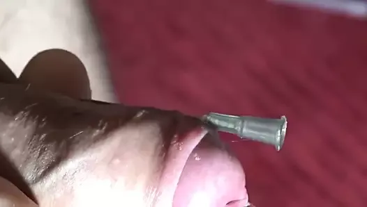 Needle my Penis and cum super zoom HD - PLEASE COMMENT!