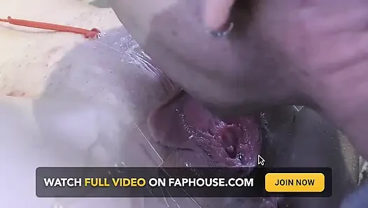 3 Menjilati Vagina Menyebar Jauh Dari Sangat Dekat