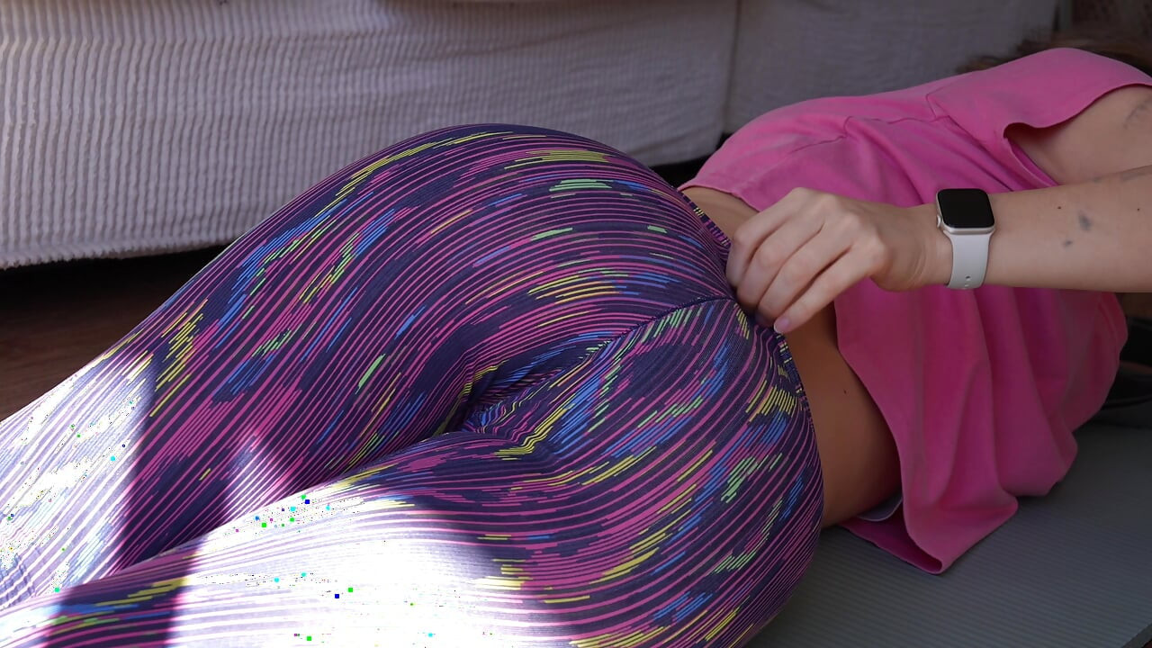 She Rolled Out the Mat... Then Rolled on Me - Homemade couple