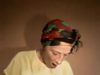 Πώς να γαμήσεις την ηλικιωμένη θεία