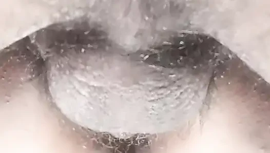 Water came out of the hand of brother-in-law's penis, desi sexy video, sexy video, sex video.