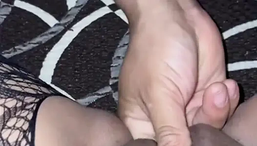 Sulu amcığımı emiyor ve mastürbasyon yapıyor