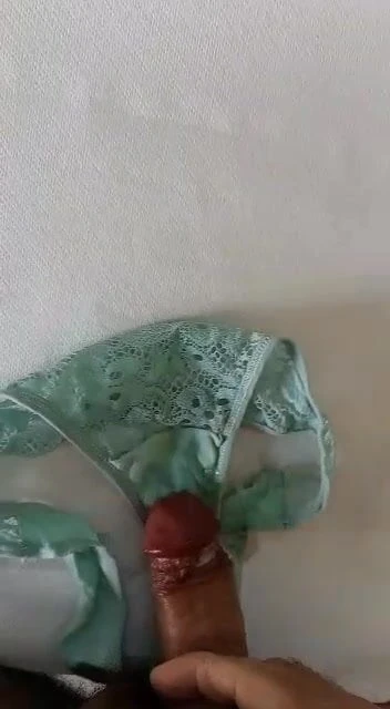 Cumming my friend's panties