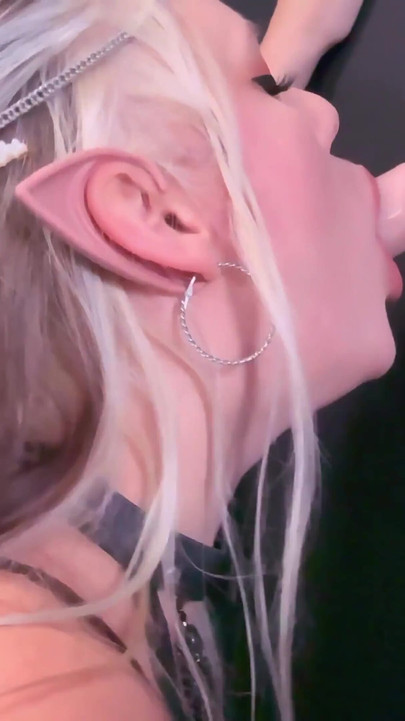 Elf Blows You to Orgasm!