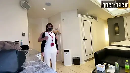 Ünlü gyaru hemşire hastanede, derin gırtlak zevki tekrarlanan doruğa ve dölleme bitirmeye yol açıyor