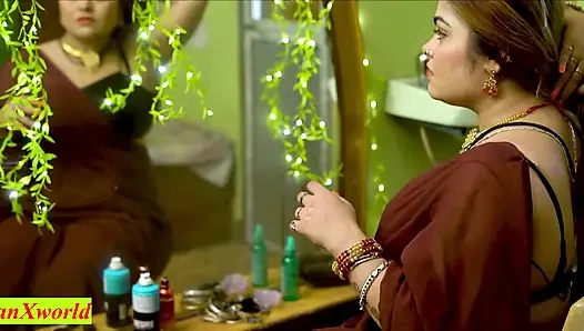 Istri cantik desa lagi nungguin suaminya! Real Indian Sex