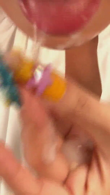 Thrilling moment from "Junge Notgeile Asiatin laesst sich den Arsch und die Pussy lecken"