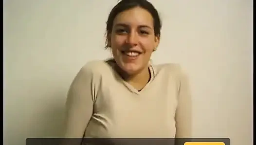 Jari-jarinya membuat memeknya basah