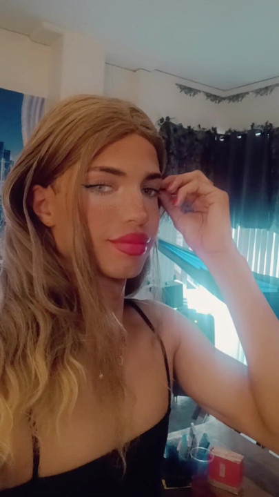Dolled up sissygurl