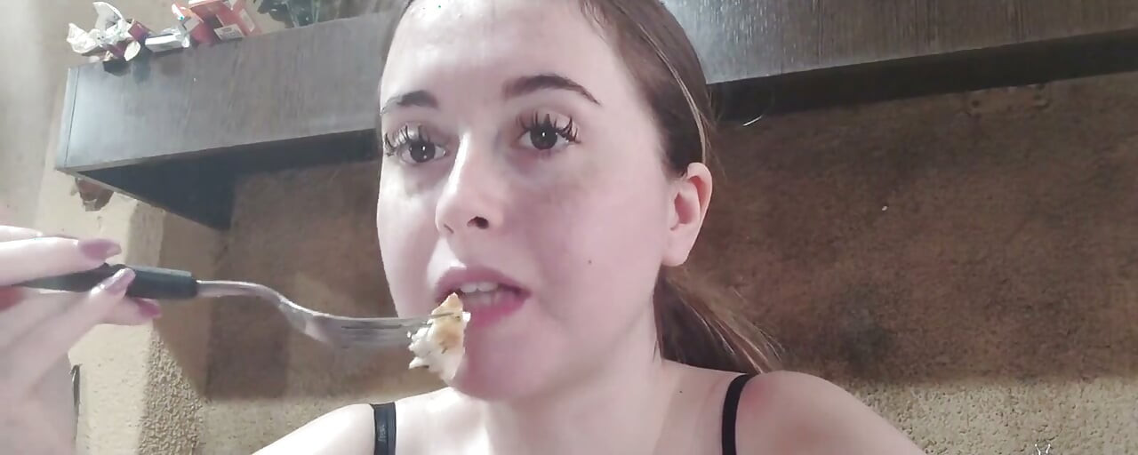 Jilat makan siangku