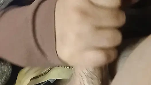 Latin ateşli evli kadın büyük zenci ile güzel bir gece için hazırlanıyor