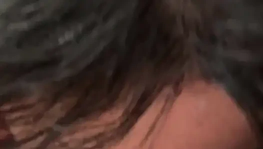 Ev yapımı iri güzel kadın sakso ve misyoner! Makyaj yok ve bolca döl! Göbek ve kıllı amına birden fazla boşalma