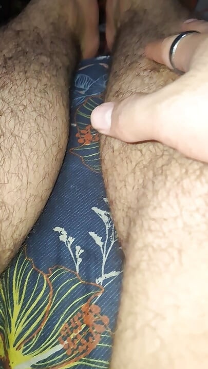 Hairy man fetish feet
