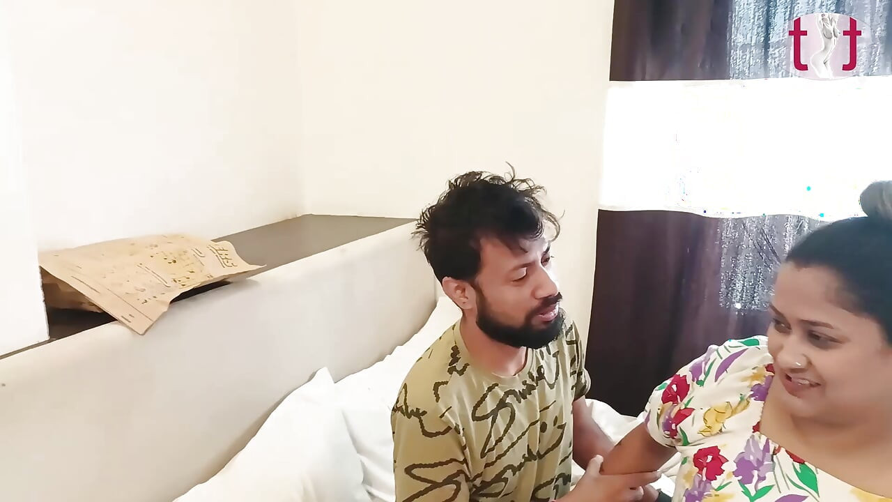 Exclusive room service at the hotel - after three rounds in one night